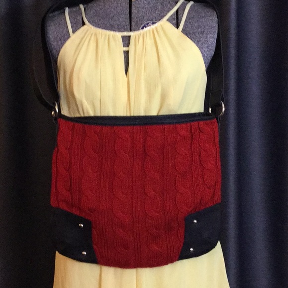 Vintage Handbags - Red Sweater Retro Purse